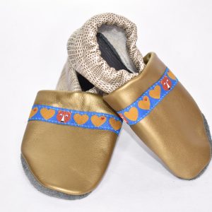 Gr. 24/25 Gold/Beiges Muster Leder mit Bär Herz Band