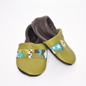 Gr. 20/21 Olivegrün/Dunkelbraun mit Tiere am See Band