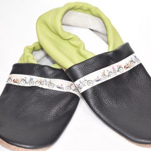 Gr. 45/46 Schwarz/Apfelgrün mit Fahrräder Band UNIKAT