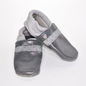 Gr. 28/29 Grau metallic/Hellgrau mit Floralem Band UNIKAT