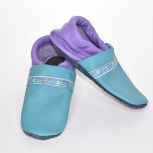 Gr. 28/29 T&uuml;rkis/Lila mit Blumen Band